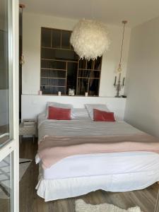 Appartements 100m2 au calme dans un ecrin de verdure : Appartement 2 Chambres avec Vue sur la Montagne