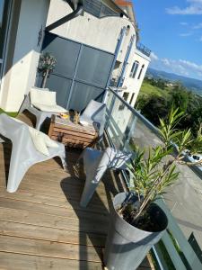 Appartements 100m2 au calme dans un ecrin de verdure : photos des chambres