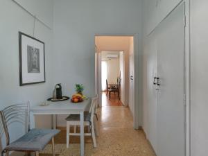 Homy Pagrati flat 100 Mbps, 12 to Panathenaic Stadium, 5 to Metro