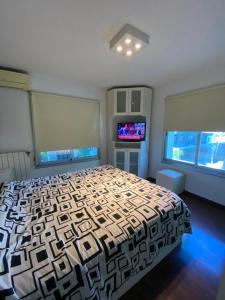 Moderno piso con vista al río en zona residencial