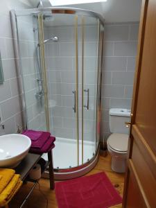 B&B / Chambres d'hotes Chambres d-hotes de la Barbiniere : Chambre Double avec Salle de Bains Privative