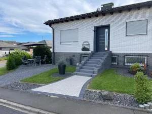 Ferienwohnung Steinstraß Nähe Nürburgring - Neichen