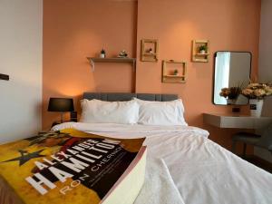 Downtown Chic Condo Rooftop Pool #ES32518