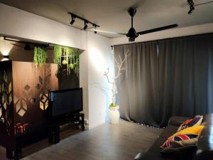 Cozy 2-Bedroom Apartment in Air Itam, Perfect for Family & Friends Getaway