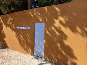 Appartements Logement lumineux, entierement renove avec jardin : photos des chambres