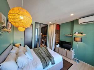 Downtown Chic Condo Rooftop Pool #EN34118