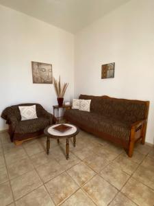 Miros apts in Agia Pelagia 50m from the beach