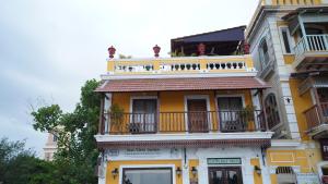 La Plage Seaview Suites