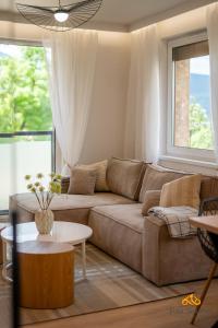 Apartamenty z tarasem blisko stoku by Four Seasons