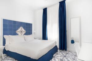 Classic Double Room with Small Double Bed