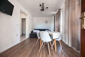 Apartments in Biograd na Moru 8034
