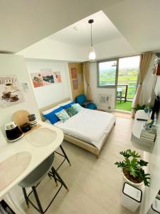 Stylish studio type apartment in Azure North