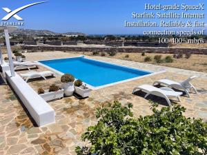 Quiet 2-bedroom sea view villa with shared pool