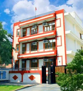 Silver Leaf Noida - Noida