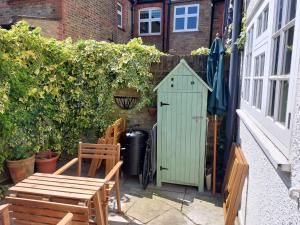 Wimbledon Village Cottage