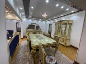 New Modern Luxurious Apartment