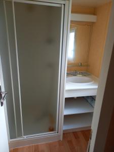 Campings mobil home camping 3 etoiles les ollivaud : photos des chambres