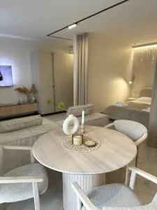 Pasteli_Apart - Myketynʼtse