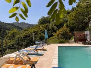 La Roseraie - Gite avec piscine en Cévennes - 叙梅恩