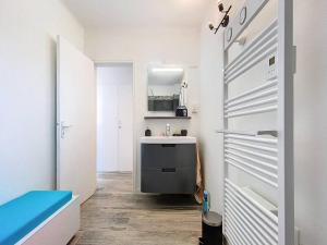 Appartements Elegant T3 Climatise a Saint-Cyr-sur-Mer, Proche Plage des Lecques, Terrasse et Parking - FR-1-770-10 : photos des chambres