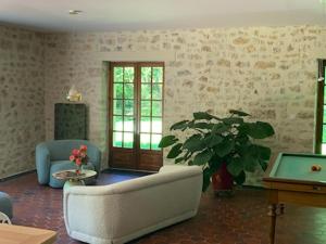 B&B / Chambres d'hotes Le bois des fees de Chazelles : photos des chambres