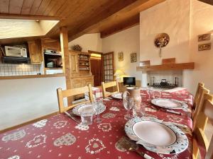 Appartement cosy 2P+cabine, 6 couchages, proche télécabine Jaillet et centre, balcon Sud, garage privé - FR-1-597-176