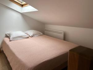 Appartements Paris Eiffel Tower et Disney apartments, parkings gratuits et securises, 10 minutes metro to Paris : photos des chambres
