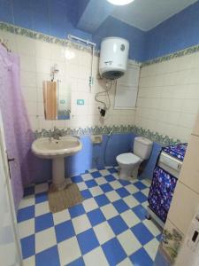 شقة للإيجار مفروشه ومكيفه بالكامل في المعادي