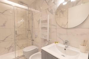 Modern & Stylish near Isola & Central Station