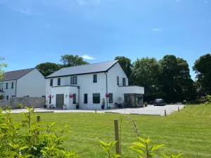 Ashlee Lodge,P25K6R6 Near Ballymaloe House & Garryvoe Hotel - Midleton