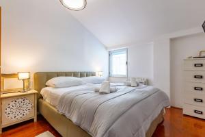 Delfina one bedroom apartment