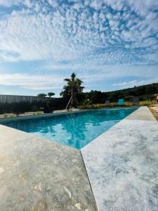 Villas Villa Sud La Cigale des Bois de Maruejols : photos des chambres