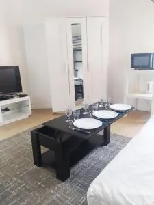 Charmant Studio au Calme Proche Rer Stade de France Paris - 加尔热莱戈内塞