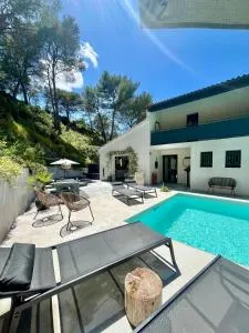 Arty Provence, piscine chauffée - Saint-Étienne-du-Grès