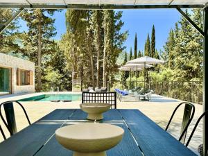 Domenico Morani Luxury Villa Concept with private pool by DadoVillas
