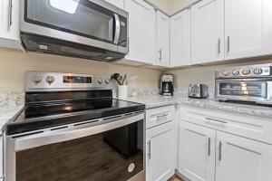 Seaside at Anastasia A105 - Sea Glass on the Island