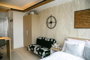 Quezon City Manila Stylish Studio Unit with a Mickey Vibe