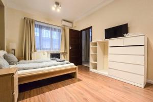 New City Life Apartment