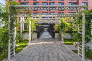 Grand Apartments - Doki Living & Foodhall