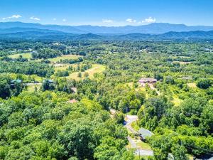 View To Remember, Stunning Mountain Views, Hot Tub, Game Room, Near Pigeon Forge