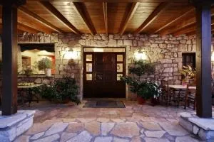 Dione by Open City - 安德里塞纳