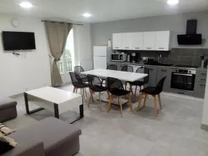 appt tout confort a laveissiere 103 - Albepierre appt tout confort a laveissiere 103 - Albepierre