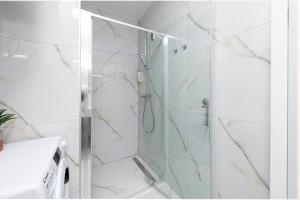 Modern Apartment Lacus