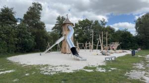 PUUR Eernewoude luxe chalet direct aan open vaarwater gelegen in de Alde Feanen