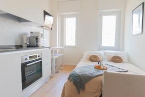 Modern & Stylish near Isola & Central Station