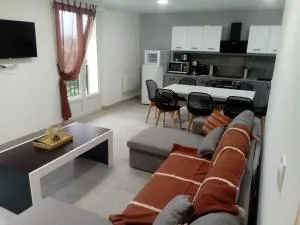 appt tout confort laveissiere 102 - 拉维西尔