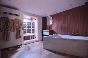 Love Room - Sauna - baignoire double - 蒙桑巴勒尔