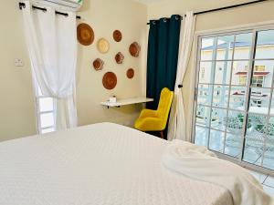 Falcon Views - Airport Transportation Available-Security-Gated