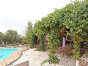 Villas La ou le Ciel est ne Beau mas pierres et contemporain sur grande propriete vue Mont Ventoux dentelles de Montmirail : photos des chambres