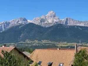 Grand gîte rural 8-10p à la montagne avec jardin - Le Glaizil